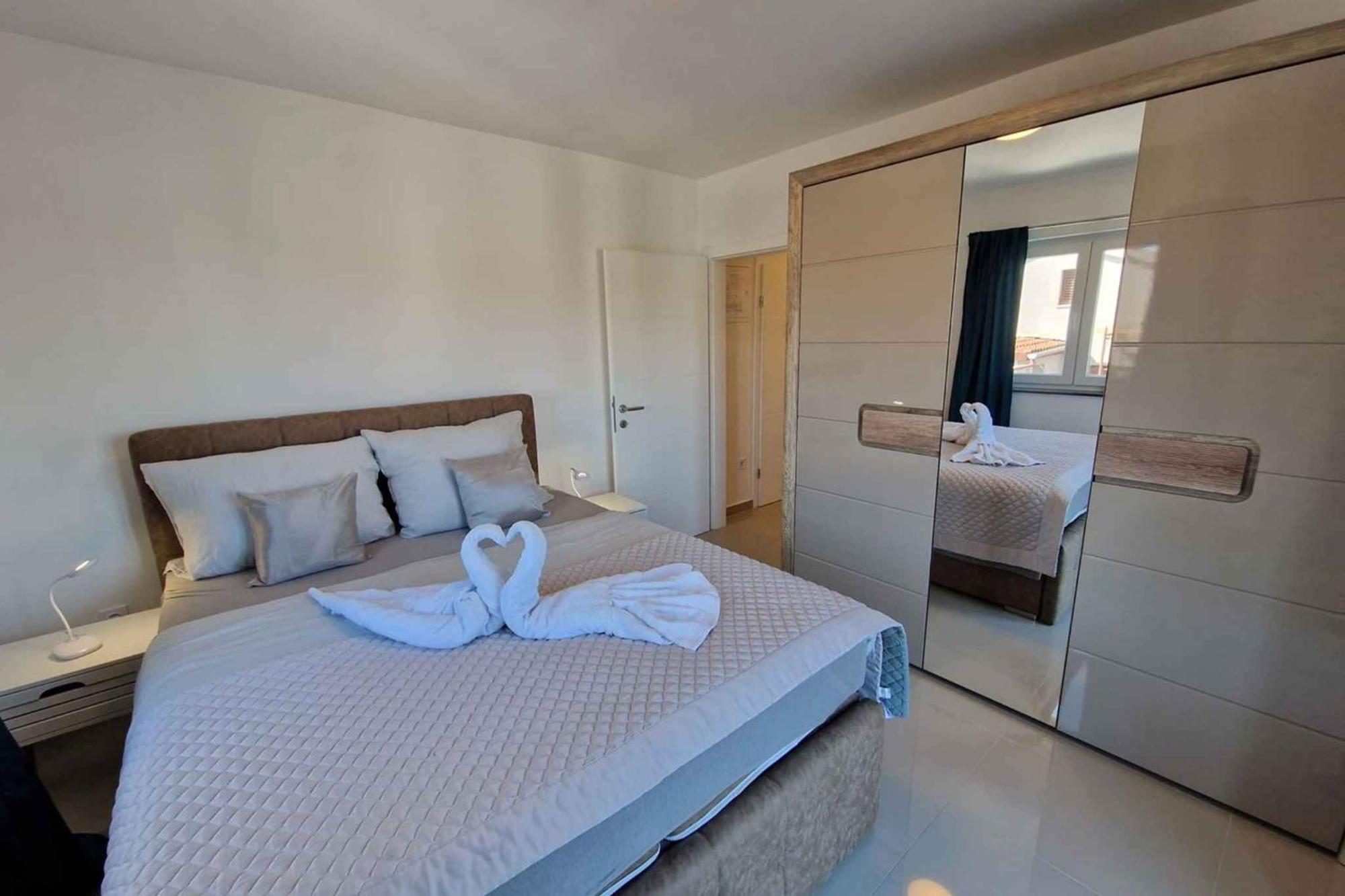 Apartment In 47128
